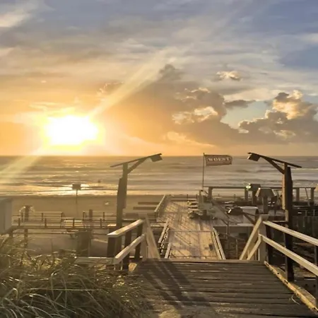 Charming Woodlodge Luxury tent Callantsoog