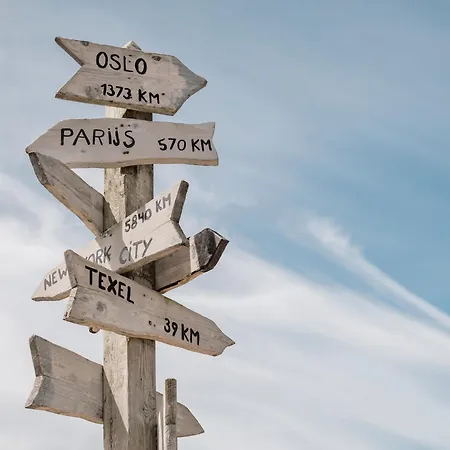 Luxury tent Charming Woodlodge